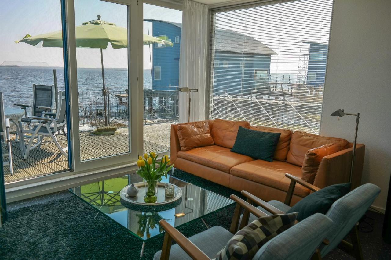 6 Pers. Waterfront Home Seeblick, Equipped Stilt House On The Water Anjum Buitenkant foto
